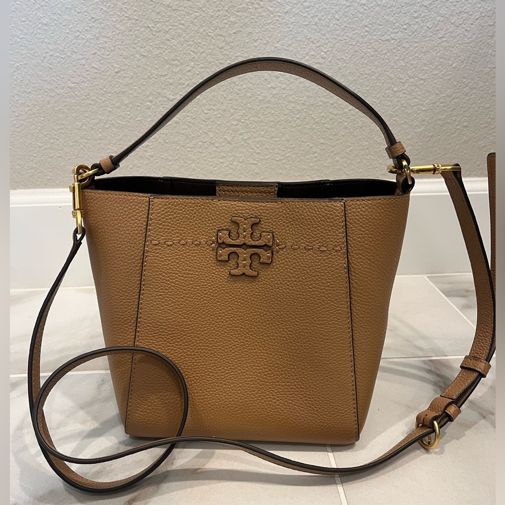 Tory Burch Small Mcgraw Bucket Bag